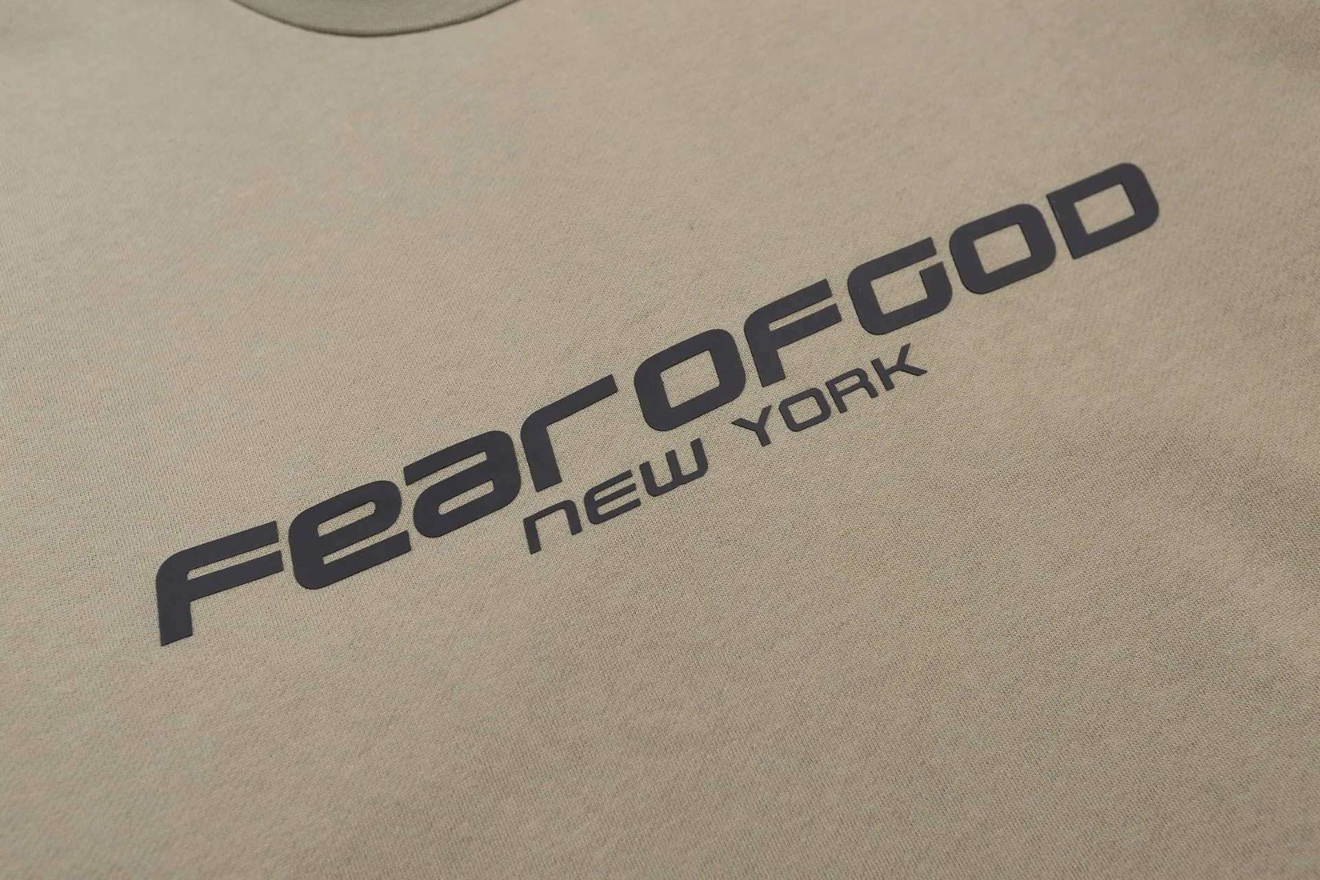 🆕 Essentials Fear of God 26 ：Y # ： Retro Black Sizes：S M L XL